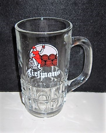 beer glass from the Liefmans brewery in Belgium with the inscription 'Liefmans'