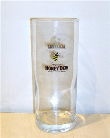 beer glass from the Fuller's brewery in England with the inscription 'Fuller's Organic Honey Dew Wonderfully Refreshing Golden Ale'
