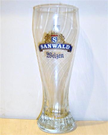 beer glass from the Dinkelacker-Schwabenbraeu brewery in Germany with the inscription 'Sanwald Weizen'