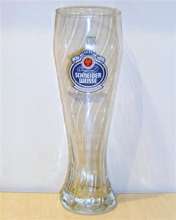 beer glass from the G. Schneider & Sohn brewery in Germany with the inscription 'Original Schneider Weisse Flaschengarung'