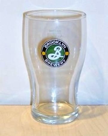 beer glass from the Brooklyn brewery in U.S.A. with the inscription 'Brooklyn Brewery'