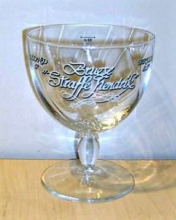 beer glass from the De Halve Maan brewery in Belgium with the inscription 'Blond 6. Brugse Straffe Hendrik Bruin 8,5'