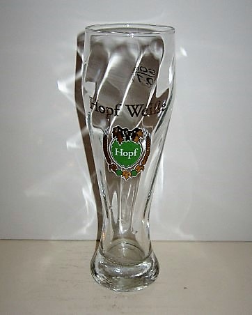 beer glass from the Hopf brewery in Germany with the inscription 'Hopf Weie Hopf'