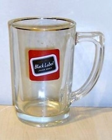 beer glass from the Carling brewery in Canada with the inscription 'Carling Black Label Lager Beer'