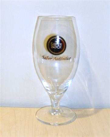 beer glass from the Uniao Cervejeira brewery in Portugal with the inscription 'Super Bock Sabor Autentico'