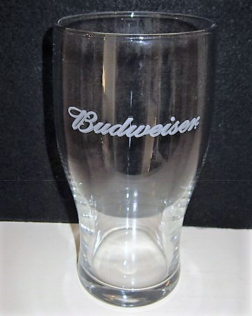 beer glass from the Anheuser Busch brewery in U.S.A. with the inscription 'Budweiser'