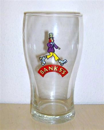 beer glass from the Wolverhampton & Dudley  brewery in England with the inscription 'Banks'