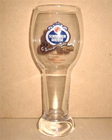 beer glass from the Schneider Weisse brewery in Germany with the inscription 'Scheider Weisse Hefe Weizenbier G.Schneider & Sohn'