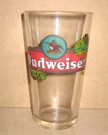 beer glass from the Anheuser Busch brewery in U.S.A. with the inscription 'Budweiser'