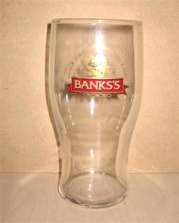 beer glass from the Wolverhampton & Dudley  brewery in England with the inscription 'Fide Et Fortitudine 1875 Bank's'