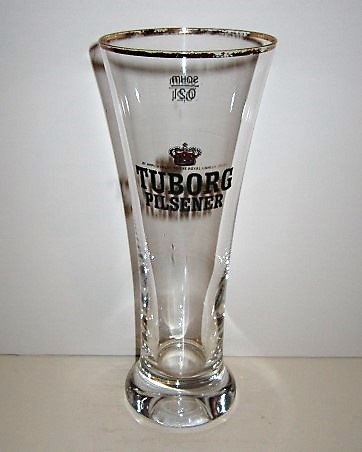 beer glass from the Tuborg brewery in Denmark with the inscription 'By App To The Royal Danish Court. Tuborg Pilsener'