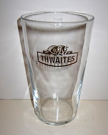 beer glass from the Thwaites brewery in England with the inscription 'Thwaites'