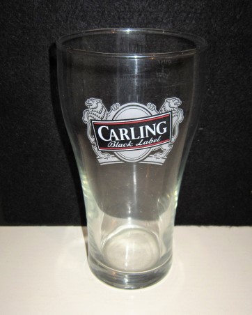 beer glass from the Carling brewery in Canada with the inscription 'Carling Black Label '