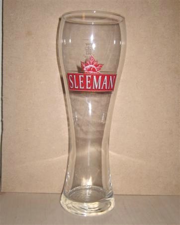 beer glass from the Sleeman brewery in Canada with the inscription 'Sleeman'