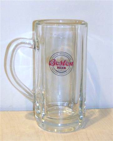 beer glass from the Boston Beer Co brewery in U.S.A. with the inscription 'Smooth Creamy Chilled - Boston Beer - Sam Adams Massachusetts.'