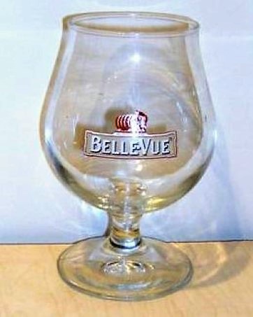 beer glass from the Belle vue brewery in Belgium with the inscription 'Belle-vue'