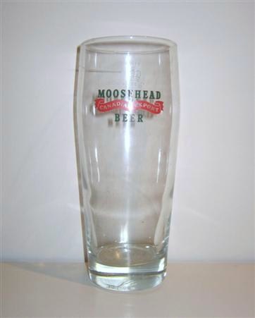 beer glass from the Moosehead Breweries Ltd brewery in Canada with the inscription 'Moosehead Canadian Export Beer'