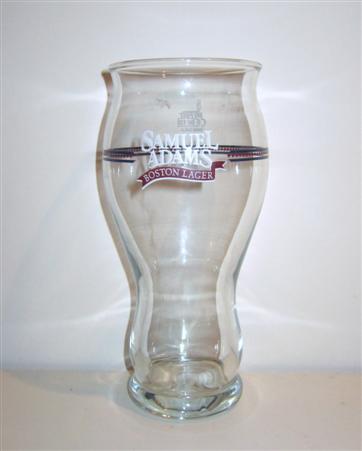 beer glass from the Boston Beer Co brewery in U.S.A. with the inscription 'Samuel Adams Boston Lager '