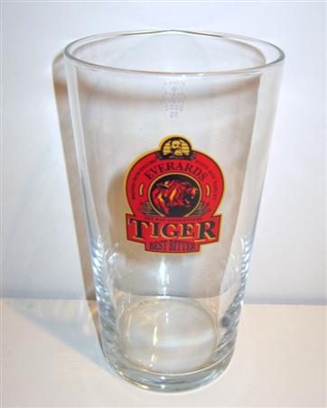 beer glass from the Everards brewery in England with the inscription 'Everards, Tiger Best Bitter'