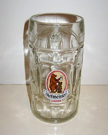 beer glass from the Hofmeister brewery in England with the inscription 'Hofmeister Lager'