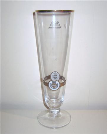 beer glass from the Warsteiner brewery in Germany with the inscription 'Warsteine. Eine Konigin Unter Den Bieren'