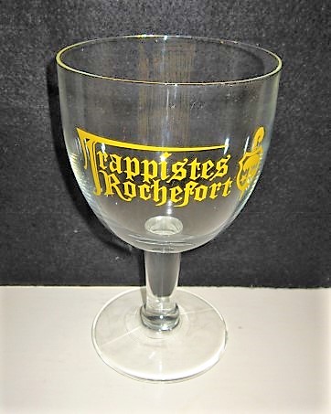 beer glass from the Rochefort brewery in Belgium with the inscription 'Trappistes Rochefort'