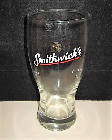 beer glass from the Smithwick brewery in Ireland with the inscription '1710 Smithwick's'