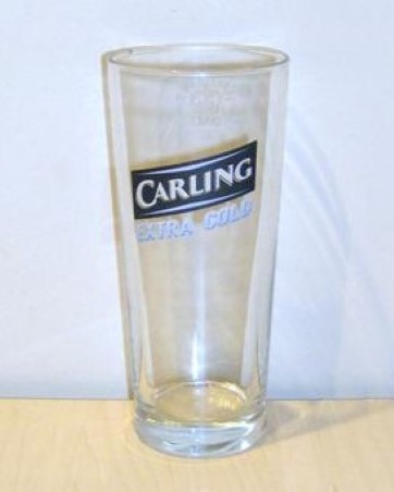 beer glass from the Carling brewery in Canada with the inscription 'Carling Extra Cold'