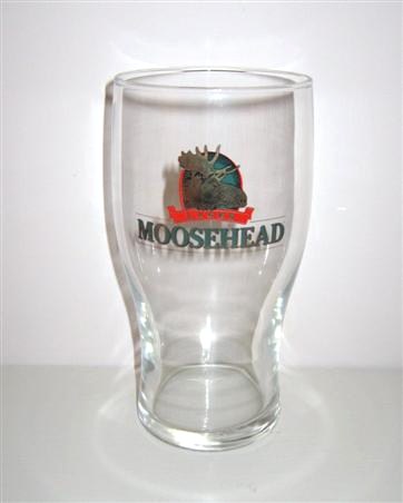 beer glass from the Moosehead Breweries Ltd brewery in Canada with the inscription 'Lager Moosehead'