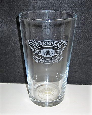 beer glass from the Brakspears brewery in England with the inscription 'Brakspear Since 1779 Traditionally Brewed'