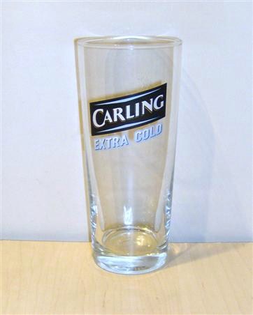 beer glass from the Carling brewery in Canada with the inscription 'Carling Extra Cold'