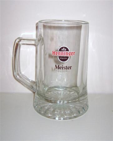 beer glass from the Henninger brewery in Germany with the inscription 'HB Henninger Meister '