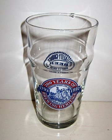 beer glass from the Tetley's brewery in England with the inscription '200 Years Of Brewing Heritage 1792 - 1992 Joshua Tetley &Son '