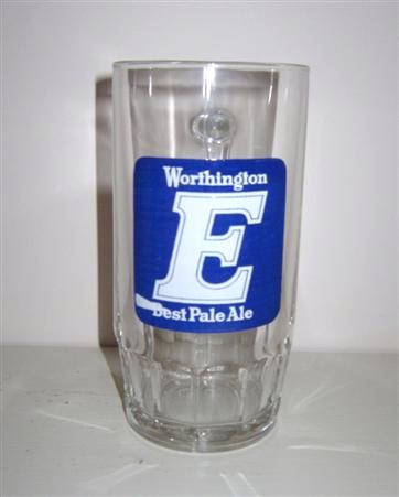 beer glass from the Worthington brewery in England with the inscription 'Worthington E Best Pale Ale'