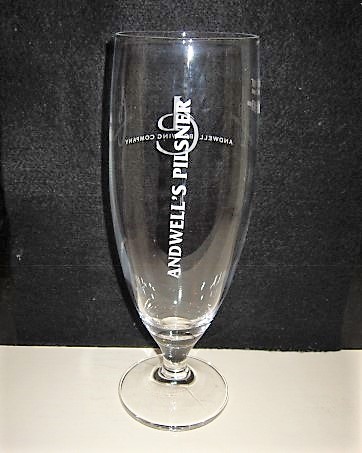 beer glass from the Andwell  brewery in England with the inscription 'Andwell's Pilsner'