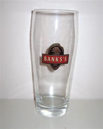 beer glass from the Wolverhampton & Dudley  brewery in England with the inscription 'Bank's '
