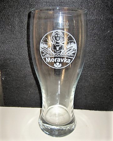beer glass from the Taddington brewery in England with the inscription 'Moravka'