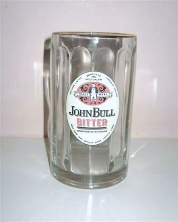 beer glass from the Ind Coope brewery in England with the inscription 'John Bull Bitter'