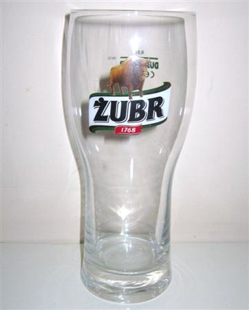 beer glass from the Kompania Piwowarska brewery in Poland with the inscription 'Zuber 1768 '