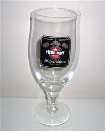beer glass from the Henninger brewery in Germany with the inscription 'HB Henninger Kaiser Pilsner Lager. Brauerei Seit 1869 Meister '