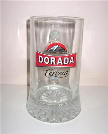 beer glass from the Compania Cervecera de Canarias brewery in Spain with the inscription 'Dorada Cerveza. Cerveza Elaborada En Canarias'