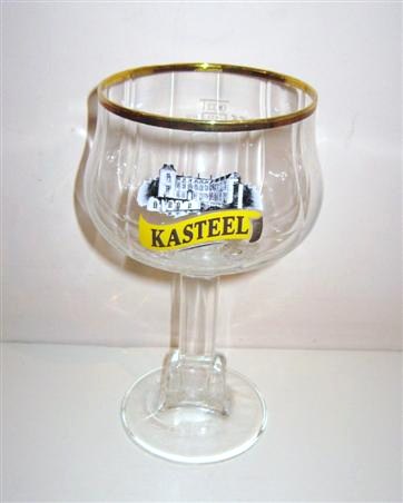 beer glass from the Van Honsebrouck brewery in Belgium with the inscription 'Kasteel'