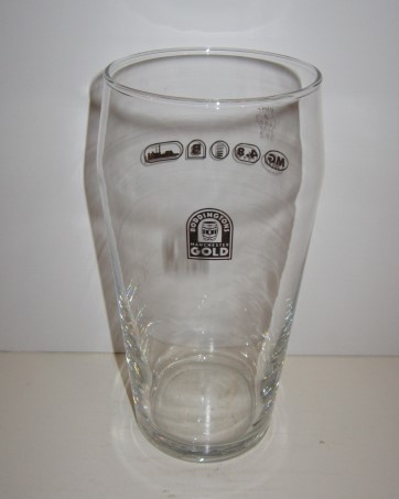 beer glass from the Boddingtons brewery in England with the inscription 'Boddingtons Manchester Gold'