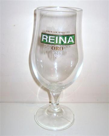 beer glass from the Anaga brewery in Spain with the inscription 'Premium Quality Reina ORO'