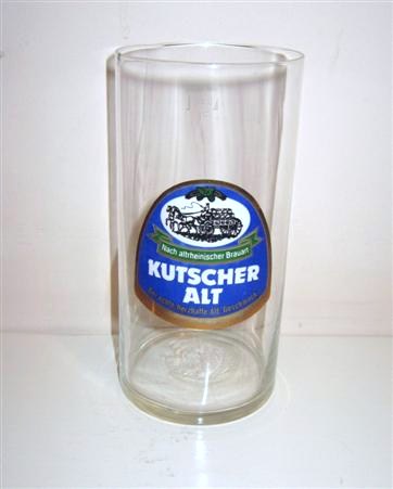 beer glass from the Binding brewery in Germany with the inscription 'Kutscher Alt. Nach Altheinischer Brauart'