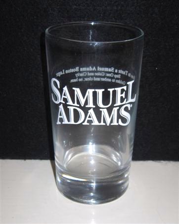 beer glass from the Boston Beer Co brewery in U.S.A. with the inscription 'Samuel Adams'