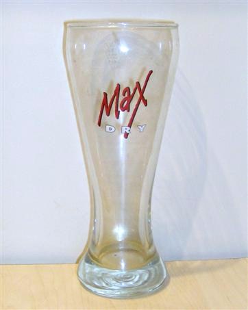 beer glass from the Max Lager brewery in U.S.A. with the inscription 'Max Dry'