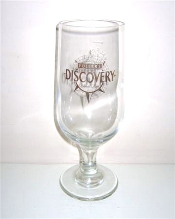 beer glass from the Fuller's brewery in England with the inscription 'Fuller's Discovery Chiswick, Blond Beer'