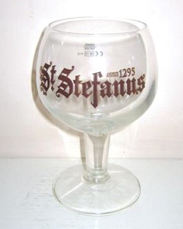 beer glass from the Van Steenberge brewery in Belgium with the inscription 'St Stefanus Anno 1295'