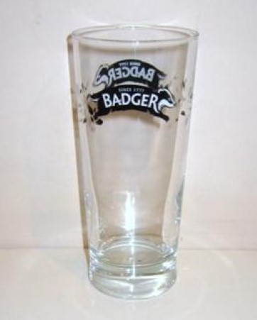 beer glass from the Hall & Woodhouse brewery in England with the inscription 'Bager'